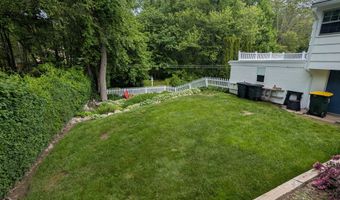 15 Golden Rod Dr, Ansonia, CT 06401