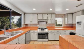 8686 Echo Dr, La Mesa, CA 91941