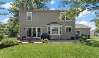 307 Blue Ridge Place Ct, Ballwin, MO 63011