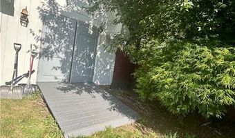 140 Alden Ave, Warwick, RI 02886