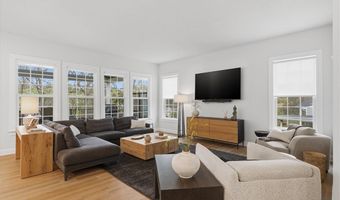 333 Crest Ln, Adams Twp., PA 16046
