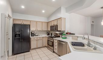 19939 N GREENVIEW Dr, Sun City West, AZ 85375