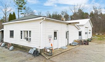 585 Riverside Dr, Augusta, ME 04330