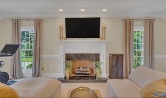 1023 E Main St, Albertville, AL 35951