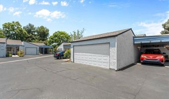 4015 E Horseshoe Ln, Anaheim, CA 92807