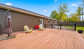 2013 Deerfield Dr, Ashtabula, OH 44004