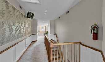 660 Youngs Rd E, Amherst, NY 14221