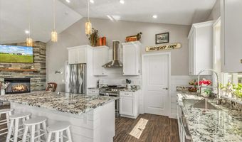 2120 15th Way, Bell, FL 32619