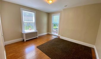 96 Rhode Island Ave 3, Newport, RI 02840