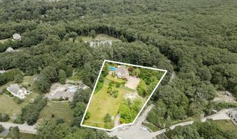 19 Elizabeth Dr, Auburn, MA 01501
