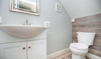 516 Abberly Ln, Boiling Springs, SC 29316