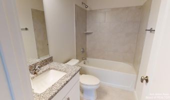 2708 S Spurway Dr, Ann Arbor, MI 48105