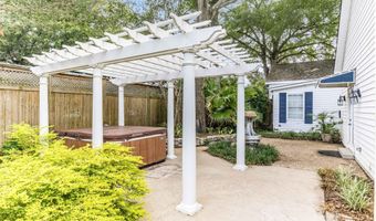 1712 Charity St, Abbeville, LA 70510
