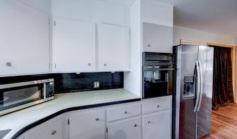 424 W Birch Ave, Arkansas City, KS 67005