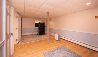36 Sevigny Dr, Alfred, ME 04002