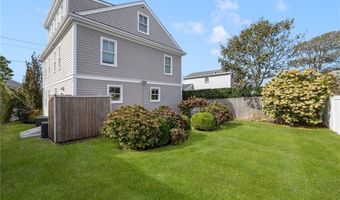 44 Tuckerman Ave, Middletown, RI 02842