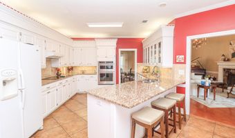 106 Glenside Dr, Brandon, MS 39042