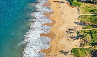 390 Auhana Rd B, Kihei, HI 96753