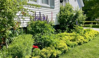 3 Andrews Rd, Bath, ME 04530