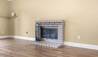 1172 Mancini St, Santa Rosa, CA 95407