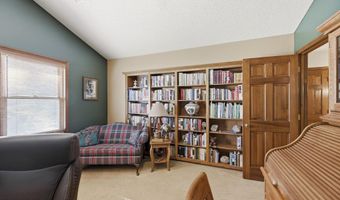 916 E 27th St, Baxter Springs, KS 66713