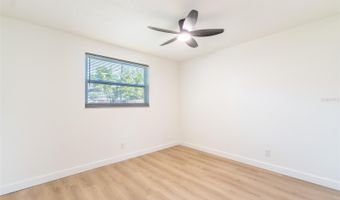 6304 FLORIDA Cir W, Apollo Beach, FL 33572