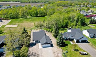810 Morrison Ave, Annandale, MN 55302