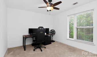 3909 Picasso Ct, Charlotte, NC 28205