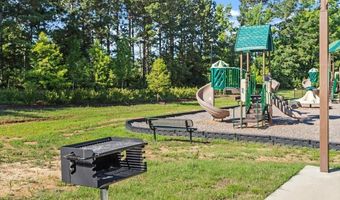418 Ivy Bank Dr, Angier, NC 27501