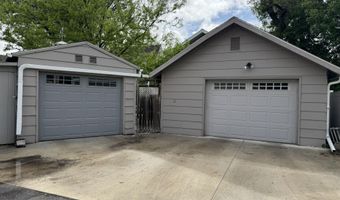1407 S 2nd St, Aberdeen, SD 57401