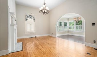 531 Thomaston St, Barnesville, GA 30204