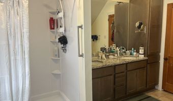 18 Carver St, Brandon, VT 05733