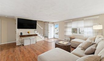 47 Scenery Ln, Johnston, RI 02919