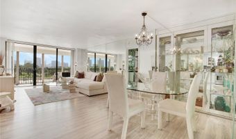 20301 W Country Club Dr 526, Aventura, FL 33180