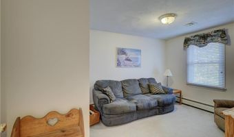 60 North St, Cranston, RI 02920