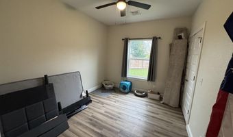 140 Park Valley Ct, Anderson, MO 64831