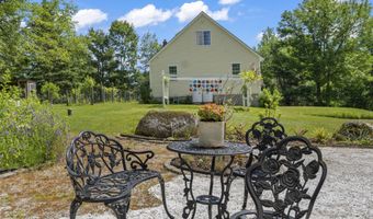 11 Old County Rd, Appleton, ME 04862