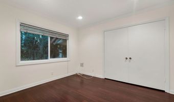 4446 Hayvenhurst Ave, Encino, CA 91436