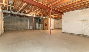 118 Kensington Ct, Aurora, OH 44202