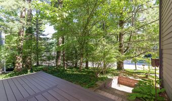 555 Glendale Cir, Ann Arbor, MI 48103