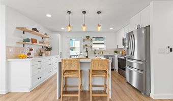 631 Punaa St, Kailua, HI 96734