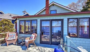 35 Hanson Rd, Barrington, RI 02806