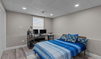92 Dewolf Ave, Bristol, RI 02809
