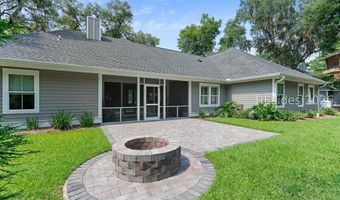 24 Alumni Rd, Beaufort, SC 29907