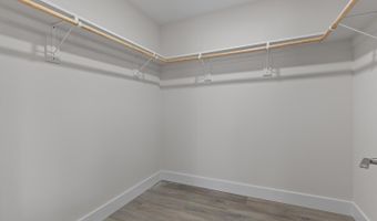 2010 Green Acres Dr, Adrian, MI 49221