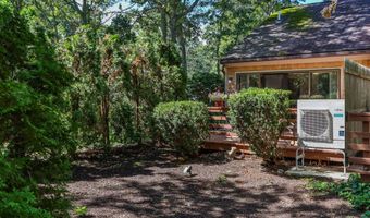 20 Roundhouse Rd 20, Bourne, MA 02532