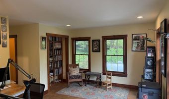 28 Greenleaf St, Brattleboro, VT 05301
