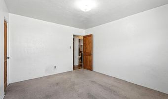 1632 Columbia Dr SE, Albuquerque, NM 87106
