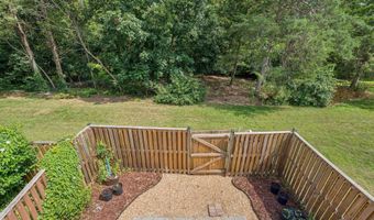 21180 HEDGEROW Ter, Ashburn, VA 20147