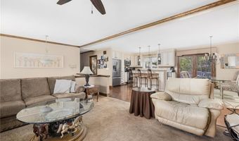 11 Renfrew Ave, Middletown, RI 02842